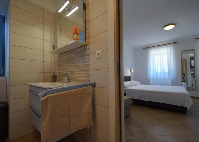 Depope Apartman *